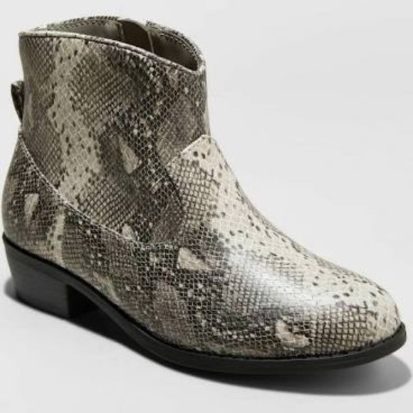 Cat & Jack Girls Snake Skin Boots NWT - Picture 5 of 5